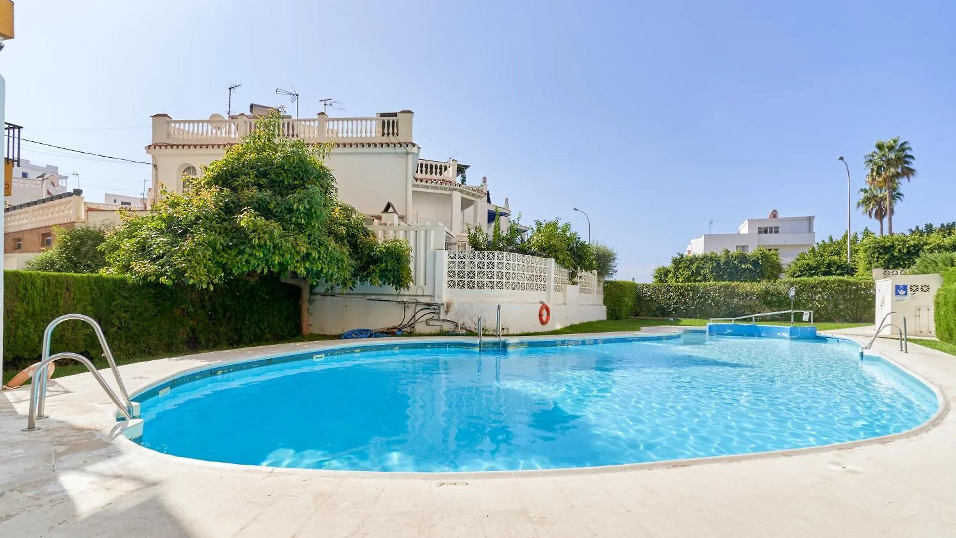 Apartment With Stunning Views Nerja